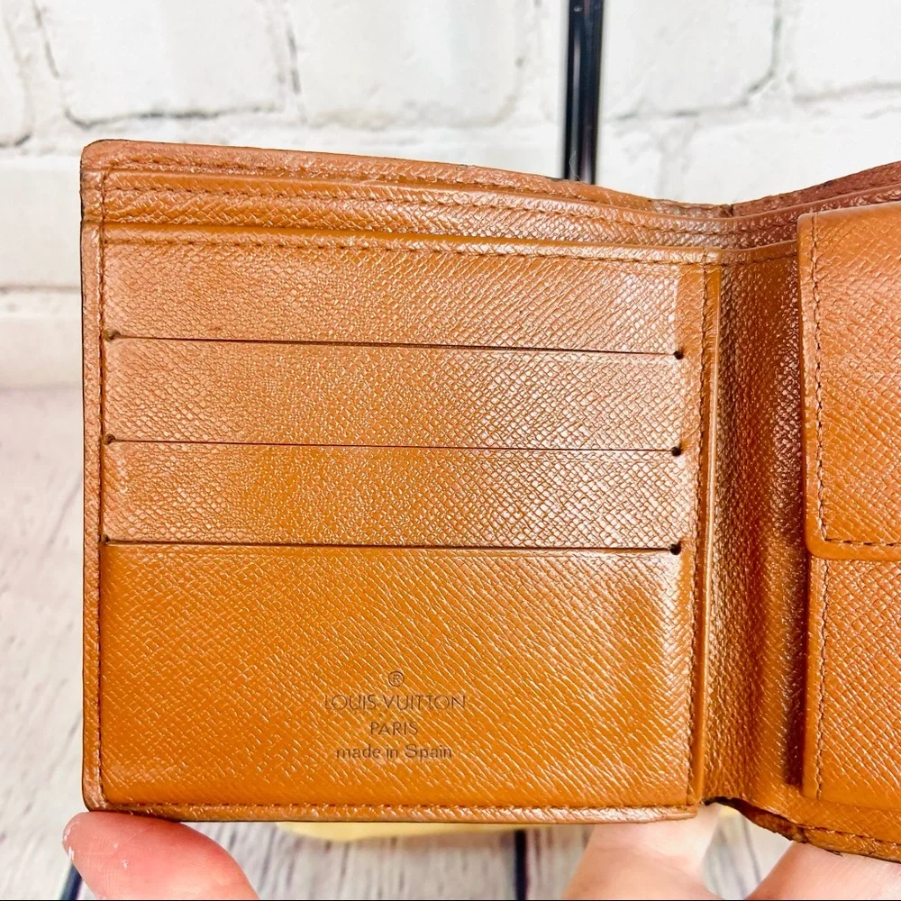 Louis Vuitton Marco bifold wallet with dust bag - Picture 4 of 12